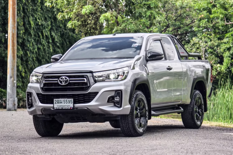 Toyota Hilux 2.4 ROCCO SMARTCAB การทดลองขับ